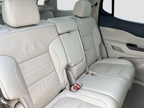 Used 2020 GMC Acadia Denali w/ Technology Package image 30