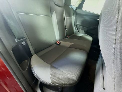 Used 2013 Ford Focus SE w/ SE Winter Pkg FWD image 27