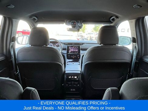 New 2025 Jeep Grand Cherokee L Laredo w/ Trailer Tow Package image 26