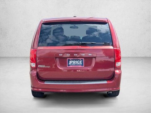 Used 2016 Dodge Grand Caravan SE w/ Quick Order Package 29E SE FWD image 7
