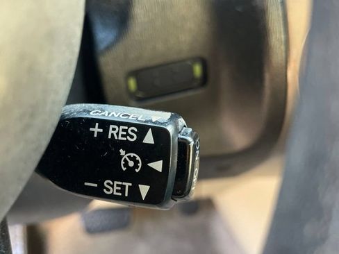 Used 2009 Toyota Prius FWD image 13