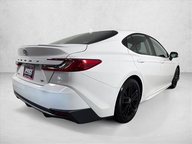 Used 2025 Toyota Camry SE w/ Multimedia Upgrade Package FWD image 4