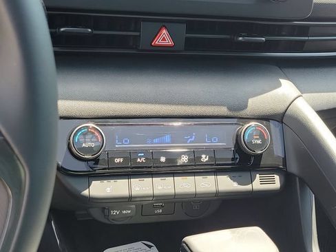 New 2026 Hyundai Elantra SEL Sport FWD image 12