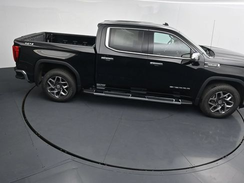 Used 2023 GMC Sierra 1500 SLT w/ SLT Premium Package AWD/4WD image 31