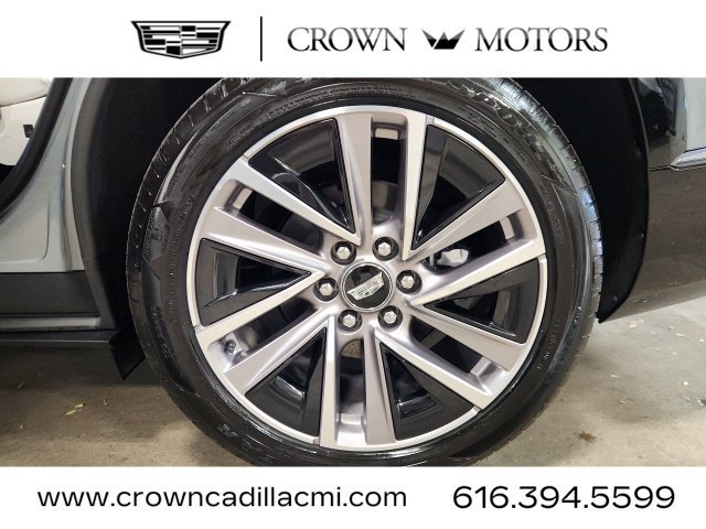 Certified 2026 Cadillac Vistiq Sport w/ LPO, Floor Liner Package AWD/4WD image 26