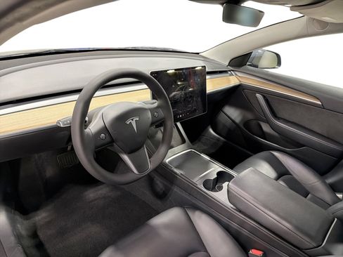 Certified 2023 Tesla Model 3 Long Range AWD/4WD image 9