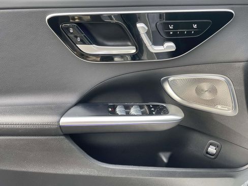 Used 2023 Mercedes-Benz C 300 Sedan image 21