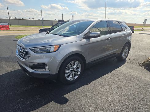 Certified 2024 Ford Edge Titanium image 8