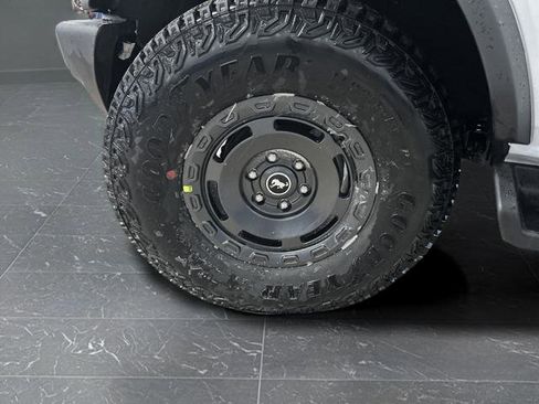 New 2025 Ford Bronco Outer Banks w/ Sasquatch Package image 35