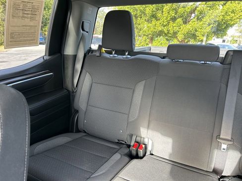 Used 2025 Chevrolet Silverado 1500 LT image 12