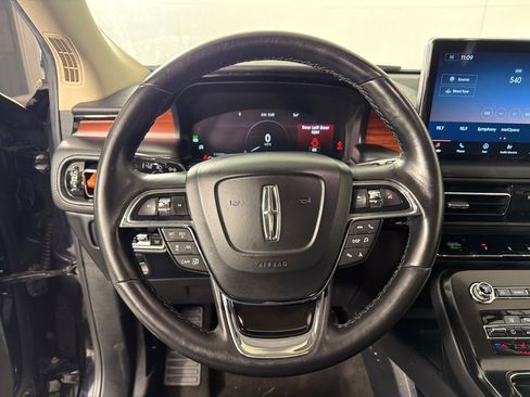 Used 2021 Lincoln Nautilus Reserve w/ Equipment Group 202A image 15