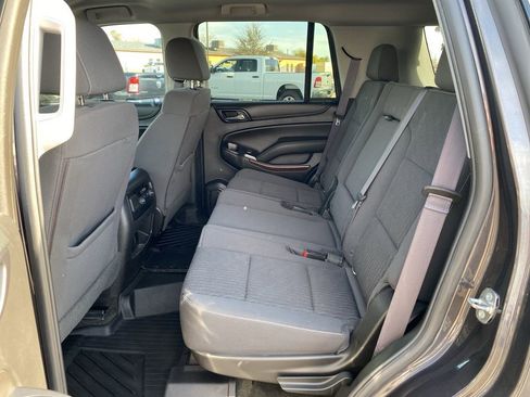 Used 2017 GMC Yukon SLE image 28