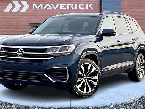Used 2021 Volkswagen Atlas SE w/ Panoramic Sunroof Package image 3