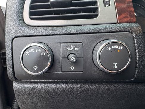 Used 2013 GMC Yukon XL SLT image 16