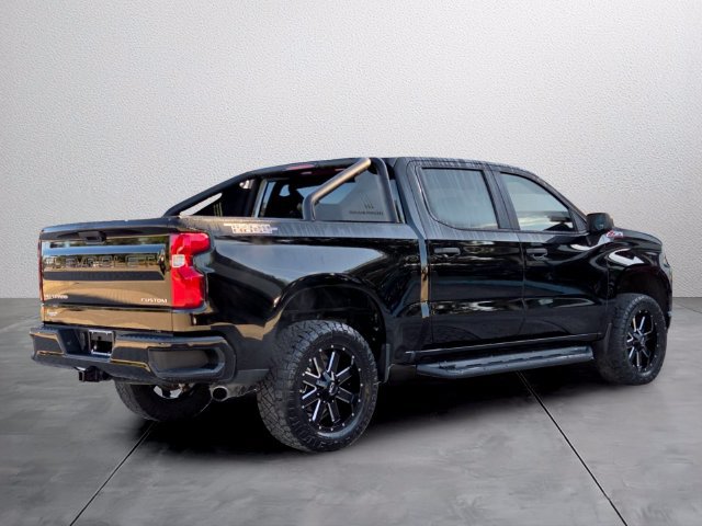 Used 2019 Chevrolet Silverado 1500 Custom Trail Boss AWD/4WD image 4
