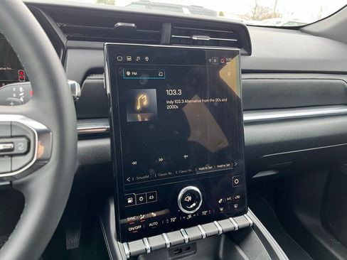 Used 2026 GMC Terrain Elevation w/ Elevation Premium Package image 21