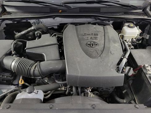 Used 2023 Toyota Tacoma TRD Off-Road AWD/4WD image 14