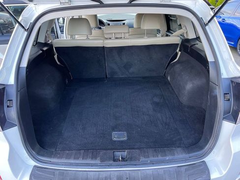 Used 2012 Subaru Outback 3.6R Limited AWD/4WD image 19