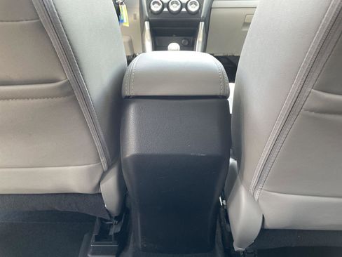 Used 2014 Subaru Forester 2.5i Limited AWD/4WD image 25