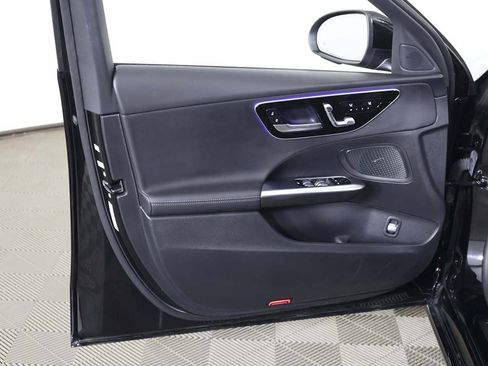Used 2024 Mercedes-Benz C 300 Sedan image 24