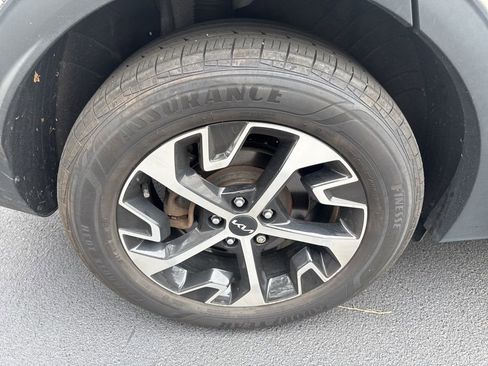 Used 2023 Kia Sportage EX image 20