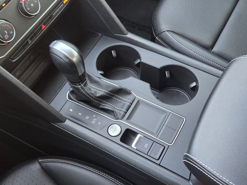 Used 2022 Volkswagen Atlas SE image 20