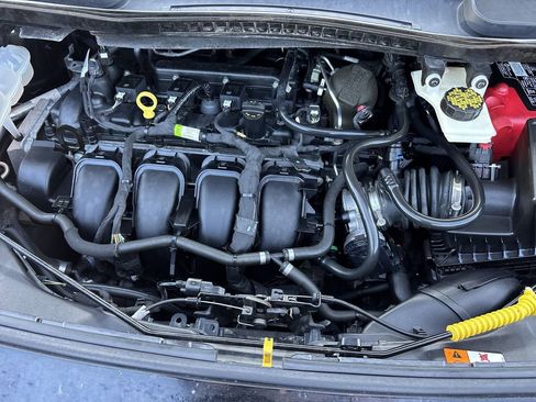 Used 2020 Ford Transit Connect XL image 10