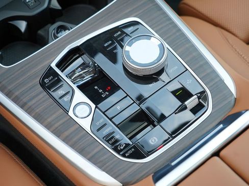 New 2026 BMW X5 xDrive50e w/ Executive Package AWD/4WD image 19