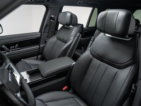 New 2025 Land Rover Range Rover Long Wheelbase Autobiography image 15