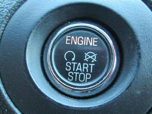 Used 2013 Ford Edge Limited image 24