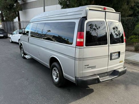 Used 2011 Chevrolet Express 3500 LS image 6