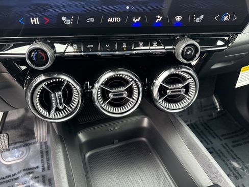 New 2026 Chevrolet Blazer EV LT image 23