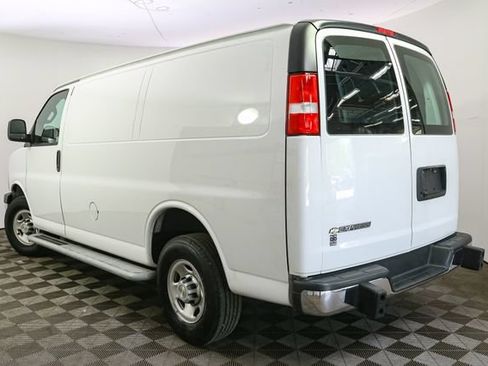 Used 2024 Chevrolet Express 2500 w/ Driver Convenience Package RWD image 7