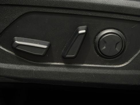 Used 2024 Kia Sorento S FWD image 23