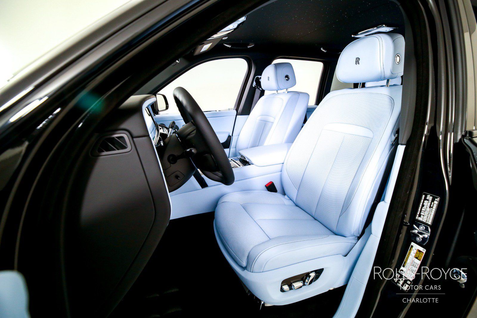 New 2027 Rolls-Royce Cullinan Black Badge AWD/4WD image 13