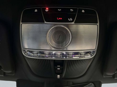Used 2019 Mercedes-Benz Maybach S 560 4MATIC image 48