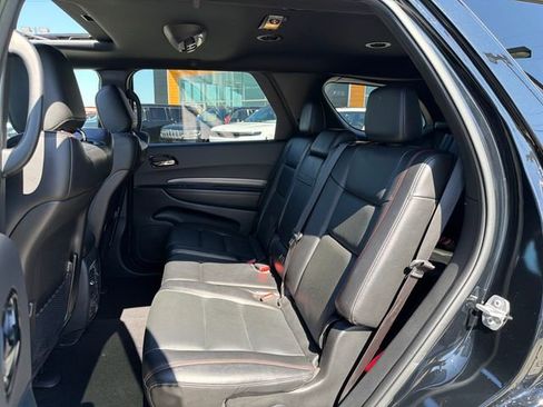 Used 2025 Dodge Durango GT image 22