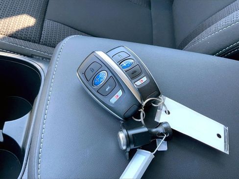 Certified 2025 Subaru Outback Premium image 33