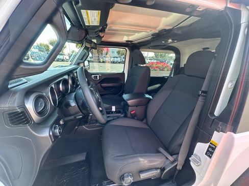 Used 2023 Jeep Wrangler Sport AWD/4WD image 19