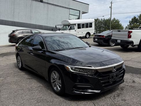 Used 2019 Honda Accord LX image 3