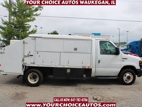 Used 2012 Ford E-450 and Econoline 450 Super Duty image 6