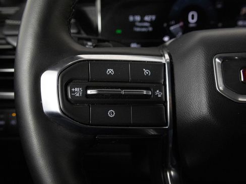 Certified 2025 GMC Acadia Elevation image 28