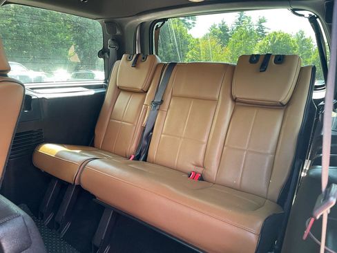 Used 2011 Lincoln Navigator 4WD w/ 101A Rapid Spec Order Code image 10