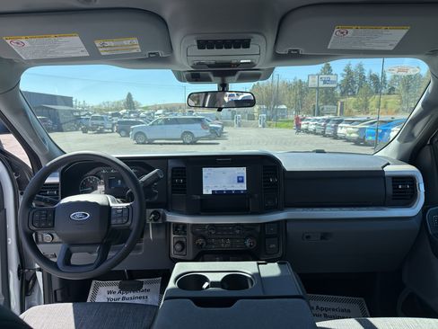 New 2026 Ford F350 XLT image 19