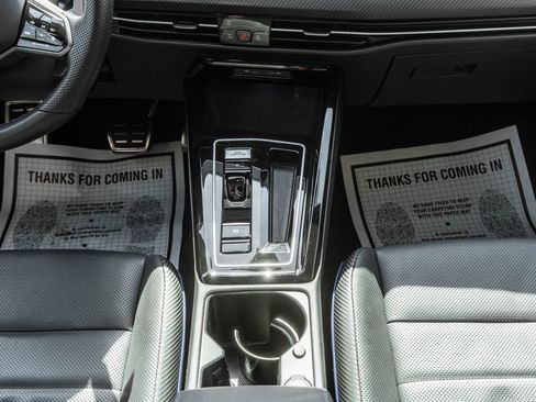 Used 2024 Volkswagen Golf R image 12