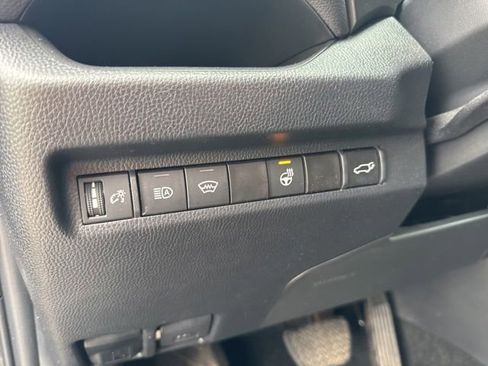 Used 2023 Toyota RAV4 XLE Premium AWD/4WD image 10