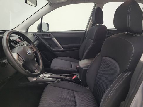 Used 2014 Subaru Forester 2.5i AWD/4WD image 17