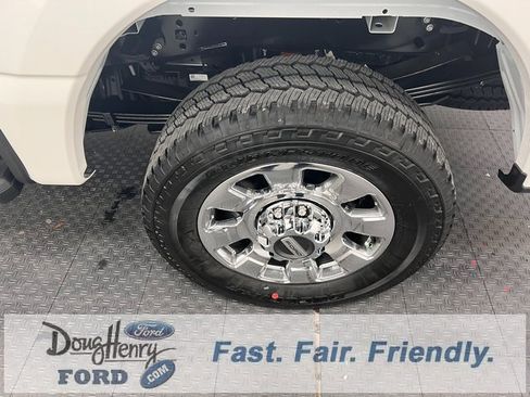 New 2025 Ford F350 Lariat w/ Lariat Ultimate Package image 22