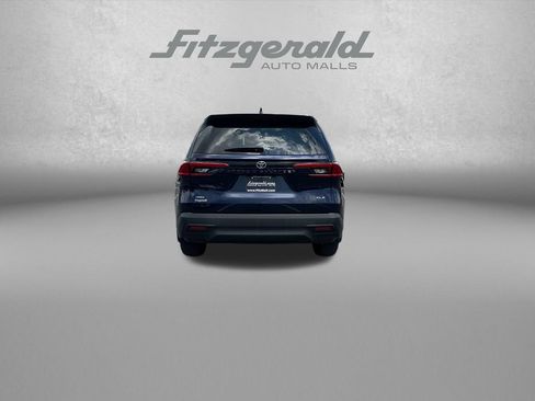 Used 2024 Toyota Grand Highlander AWD image 7