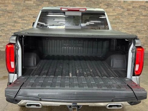 Used 2025 GMC Sierra 1500 SLT w/ SLT Premium Plus Package AWD/4WD image 7